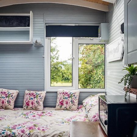Shepherds Hut Bath Wick  Dış mekan fotoğraf